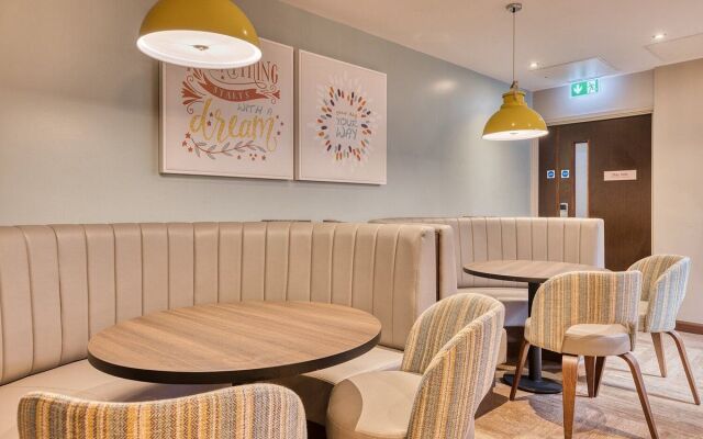 Premier Inn Dublin Cc Temple Bar