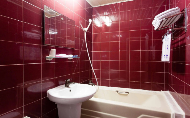 Ruei Gung Business Hotel