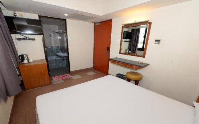 Hotel Compass(SG Clean, Staycation Approved)