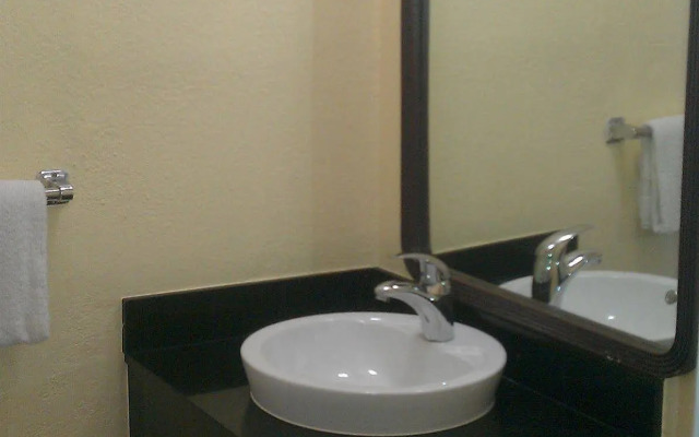 Value Inn Hollywood