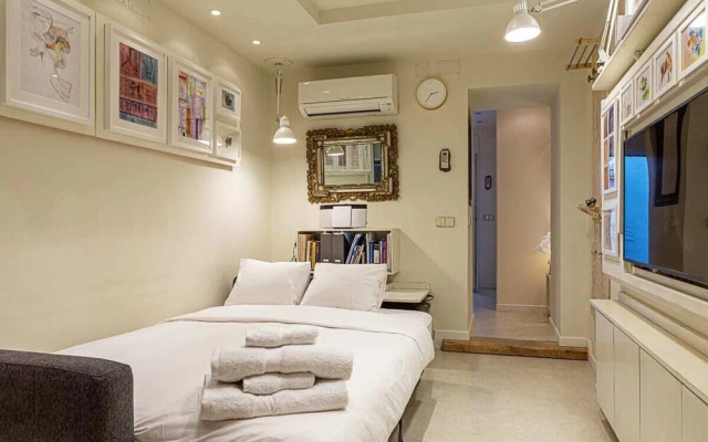 Amazing 1 Bed House W/patio nr Centro