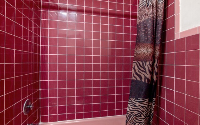 OYO Hotel Dalton PA I-81