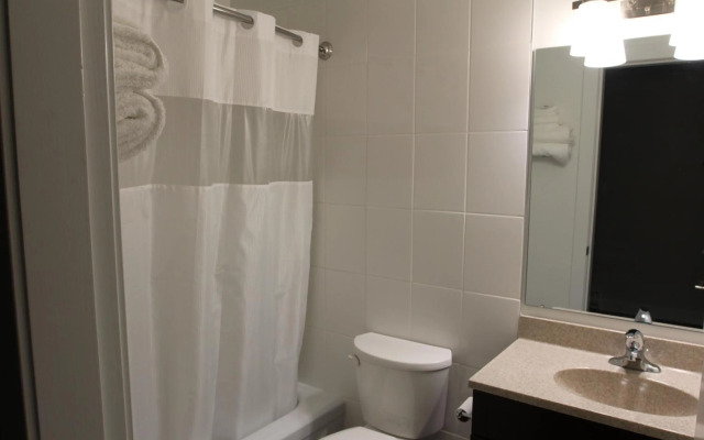 Northwood Plaza Hotel