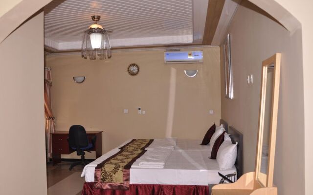 Downtown Hotel