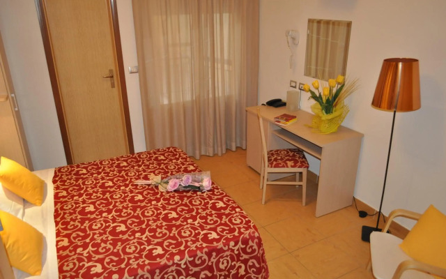 Hotel Mimosa