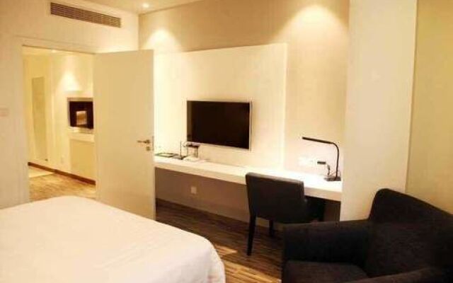Yue Rong Ting Jingan Service Hotel