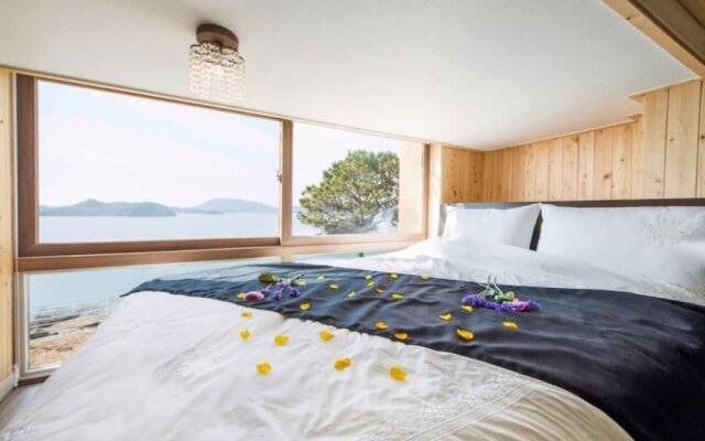 Yeosu The Sea of Counting Stars Pension