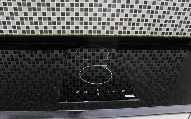 Comfort 1Br At Casa De Parco Apartment