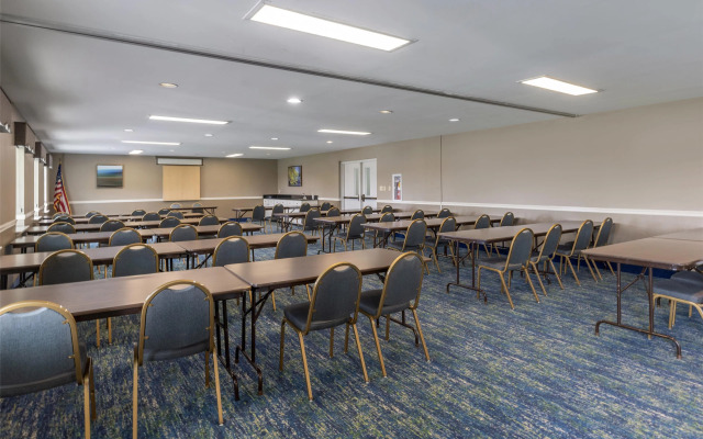 Best Western Parkside Inn