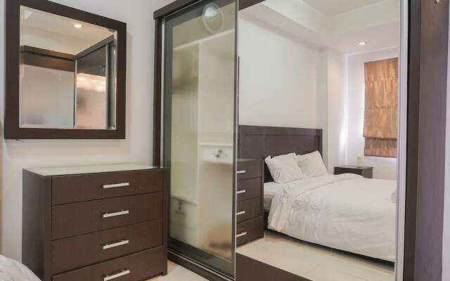 Vibrant 1Br Apartment At Belmont Residence Puri