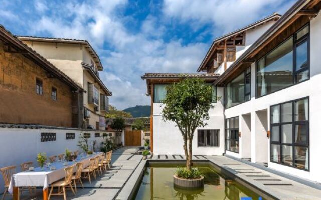 Yunshui ballad beautiful cloud night Guesthouse