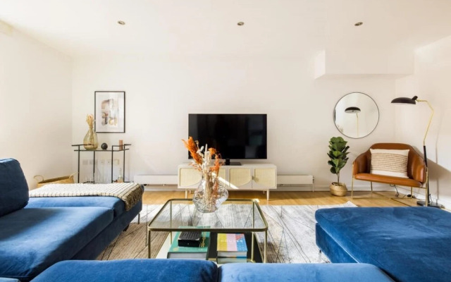 The Clapham - Captivating 2bdr With Garden Parking
