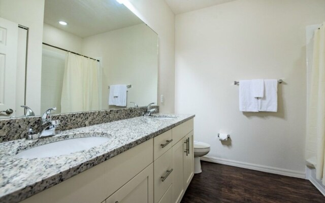 Amazing Townhome! - Lucaya Village - 3213WA