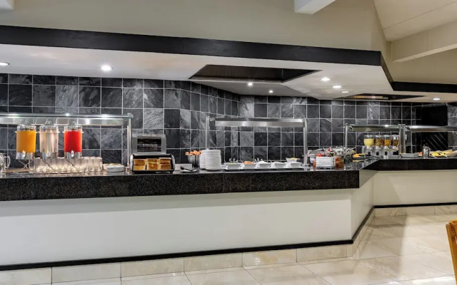 African Sky Hotels - Newcastle Inn