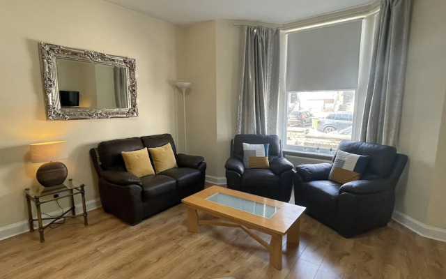 Marley Mansions Apartment - Clarendon