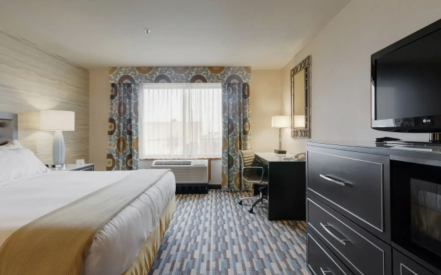 Holiday Inn Express Hotel & Suites Warwick-Providence (Arpt) by IHG