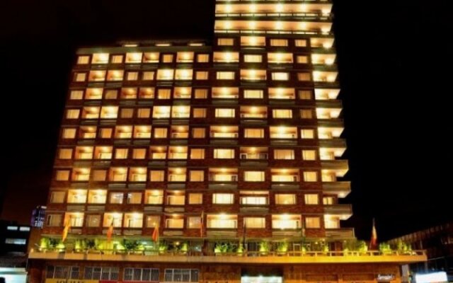 Edificio Bd Bacata Apartaestudio Moderno Centro Historico