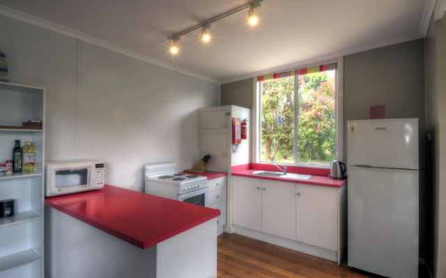 Cove Beach Apartment 1