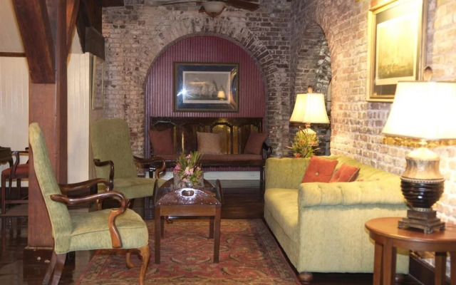 Copper and Lumber Store Hotel