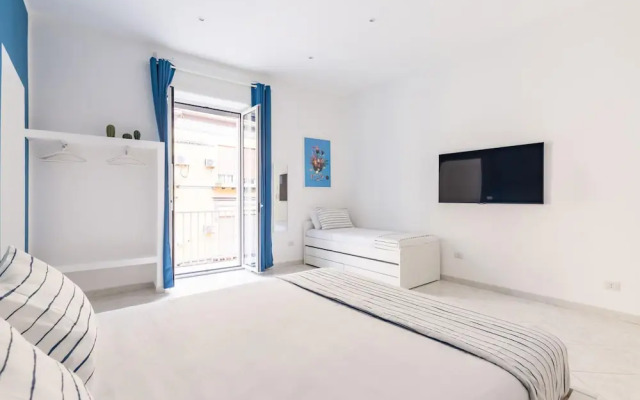 White Blue Apartment at Sanit by Wonderful Italy