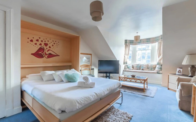 Edinburgh City Retreat - Edinburgh City Centre 3 min Walk to Edinburgh Castle