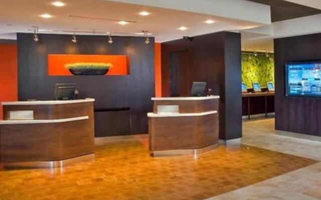 Courtyard by Marriott Washington, DC/Foggy Bottom