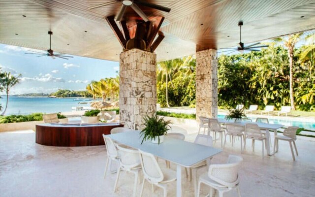 Sunny Vacation Villa 88