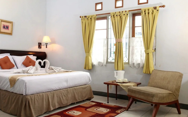 Rumah Asri Bed And Breakfast