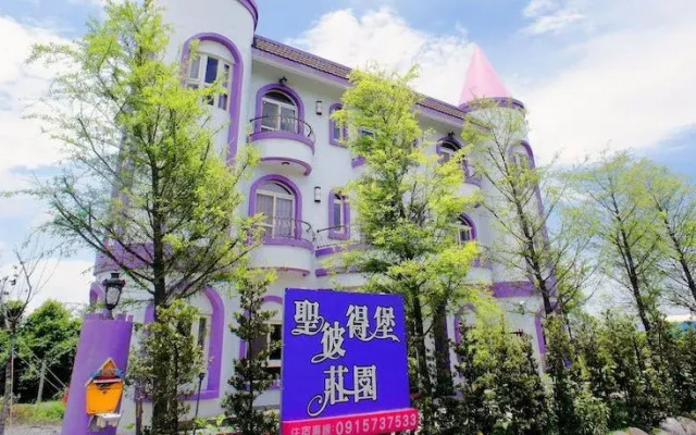 St. Petersburg Manor