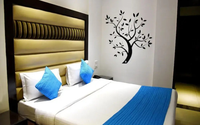 OYO 3537 Hotel Landmark