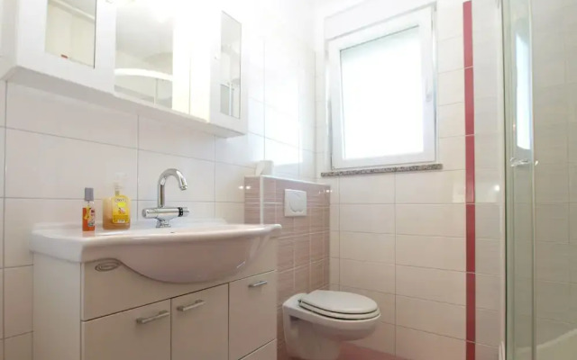 Apartment 1932