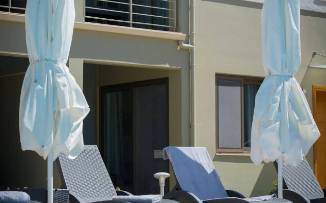 Mantinia Bay Hotel