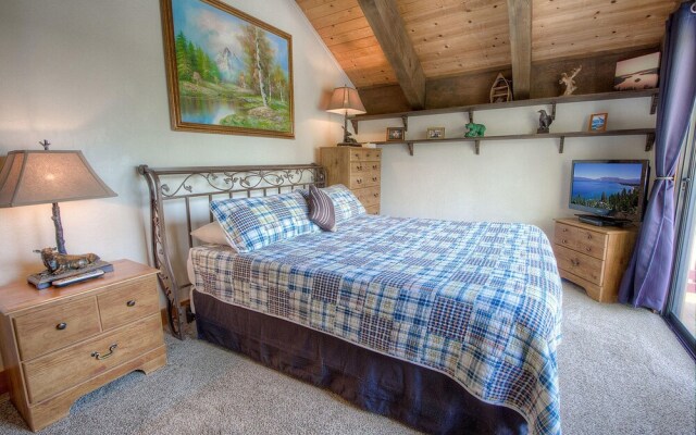 Pinehill Ponderosa by Lake Tahoe Accommodations