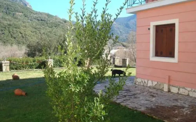Evinos Village Resort