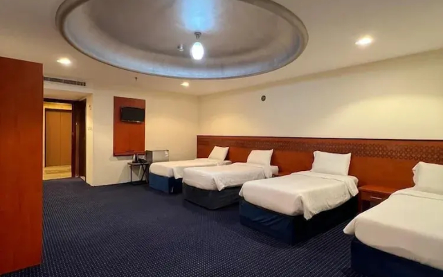 Al Farabi Hotel