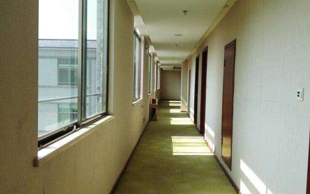 Guangzhou Junhong Business Hotel