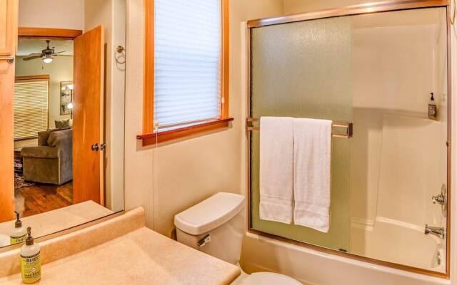 The Pioneer - Craftsman House