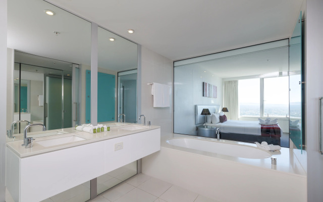 Q1 Resort & Spa