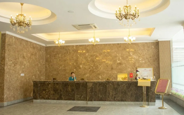 May Plaza Hotel