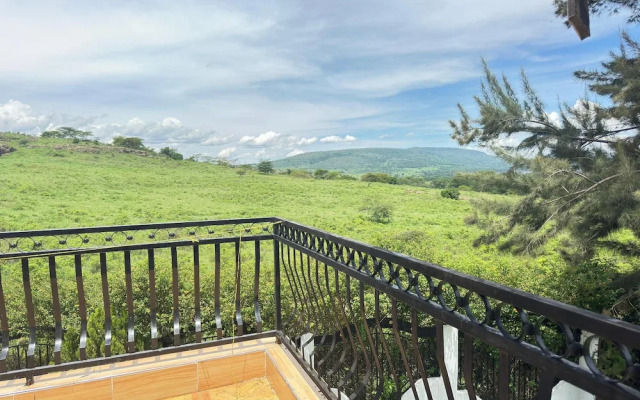 Lux Suites Lakeview Mansion Nakuru