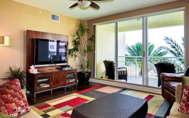 Mandalay Beach Club 606