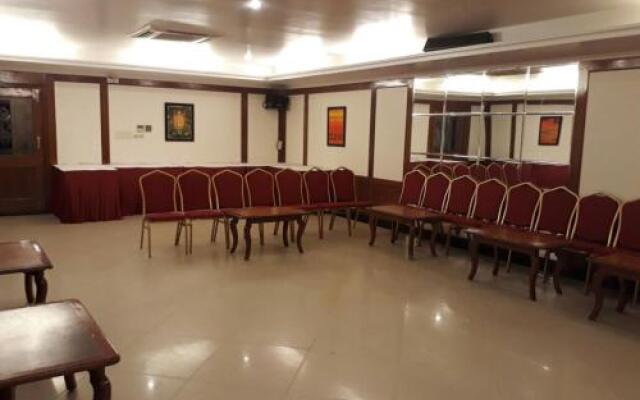 Hotel Sarthak