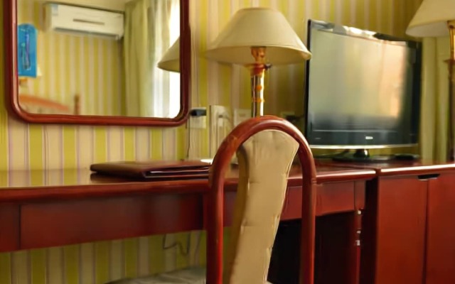 Yihe Hotel