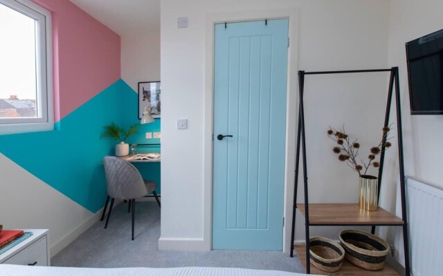 All Ensuite,smarttvs,garden,20 Mins to Nec,parking