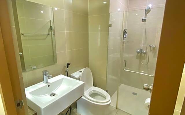 Condo in Newport City Pasay near NAIA T3 AIRPORT MANILA