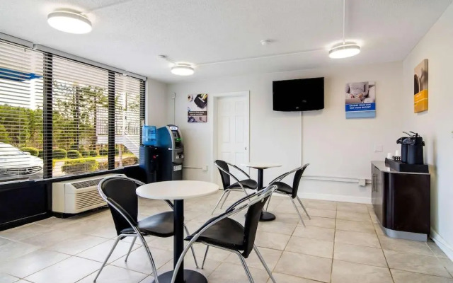 Motel 6 Lagrange, Ga