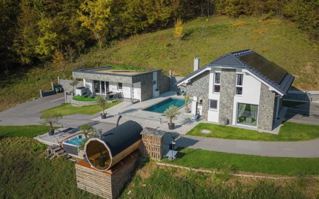 Wellness Paradise House Tim