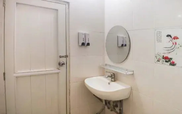 Danzhou Jiu Long Hotel