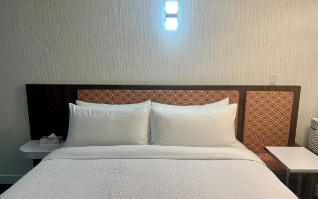 The Vic, Ascend Hotel Collection