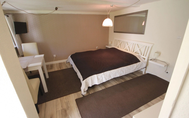 Wegekaten - Ferienwohnungen unter Reet